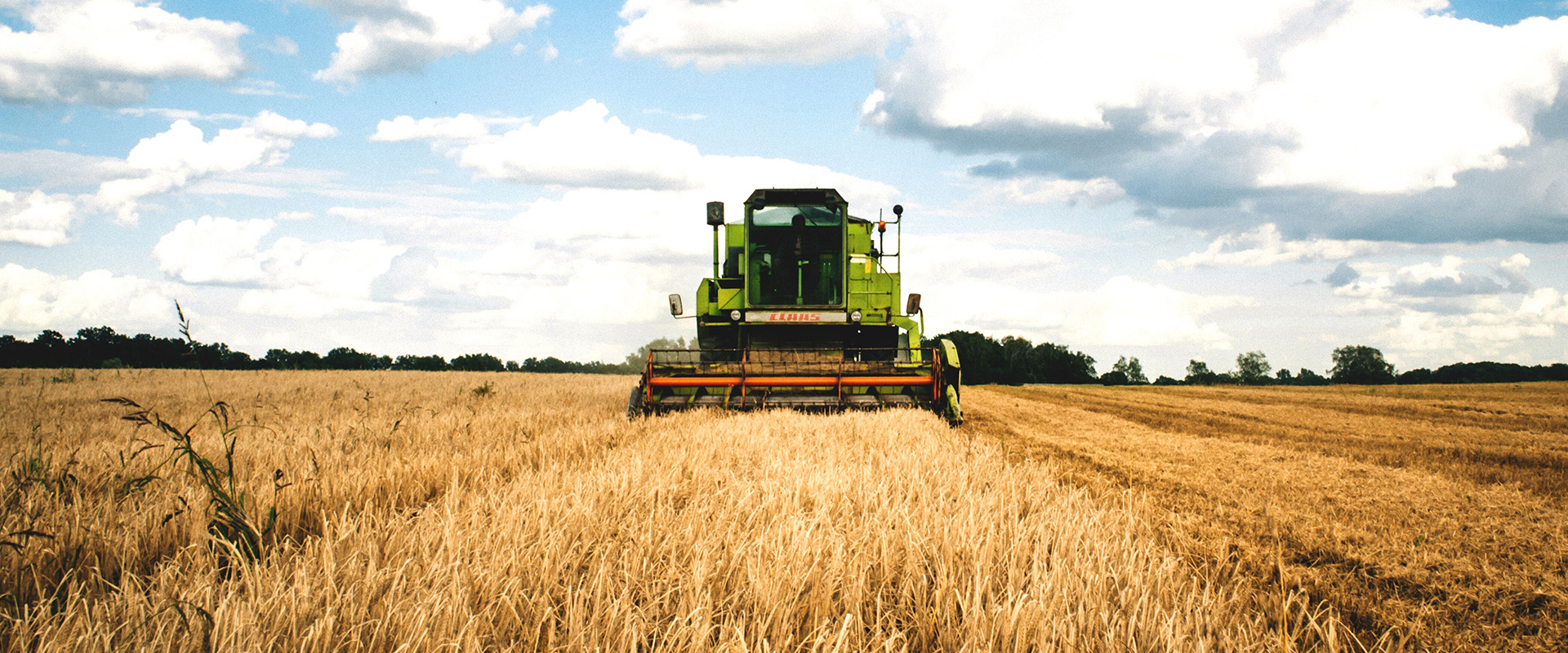 mezogazdasagi-eszkozok-arverese