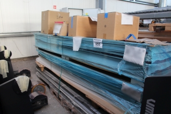 Szekcionált ipari kapu