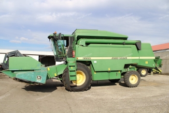 Kombájn - John Deere, 2264