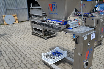 Dugattyús töltőgép