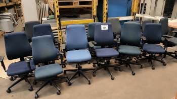 Görgős szék (vegyes szín)