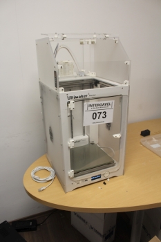 3D nyomtató, fillamentum, vonófej, teharautó gumi aukciója