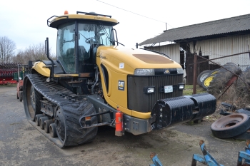 Mezőgazdasági gépek, eszközök árverése