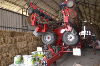 Szemenkénti vetőgép