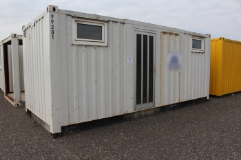 Konténerek aukciója