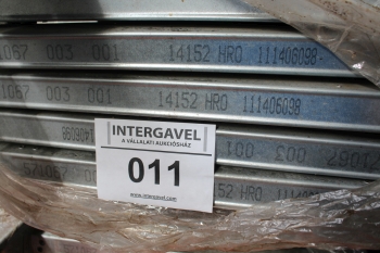 Bontott szekcionált kapu