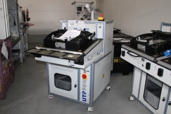 Bontott teszt szekrény