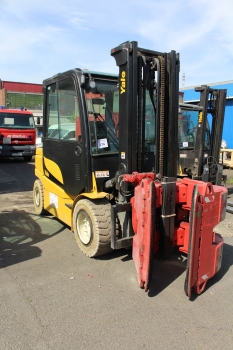 Homlokvillás targonca (elektromos)