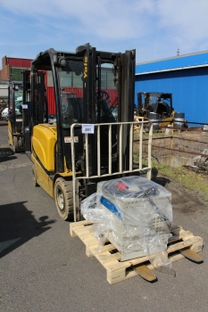 Homlokvillás targonca (elektromos)