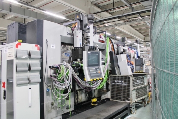 Drót hajlító, lapító és csupaszoló berendezés