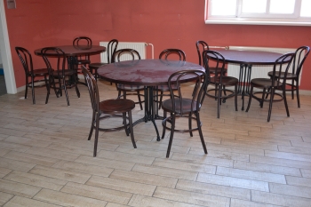 Körasztal és székek