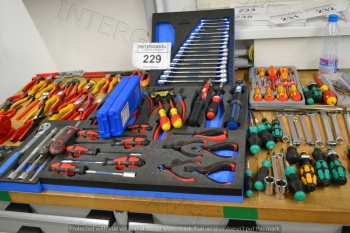 Vegyes műhely szerszámok