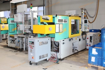 Fröccsöntő gépek kiszolgáló robottal - Arburg 420 C 1300-250, Kuka KR 16-2, KR C 2