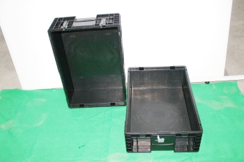 Műanyag ládák aukciója