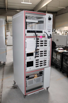 Bontott teszt szekrény