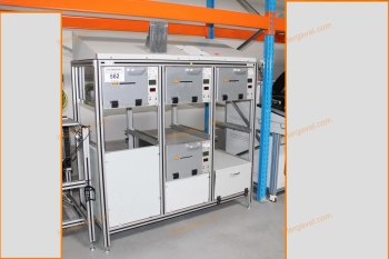 Bontott teszt szekrény