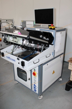 Bontott teszt szekrény