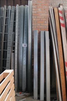 Kábeltálca és kábeltető