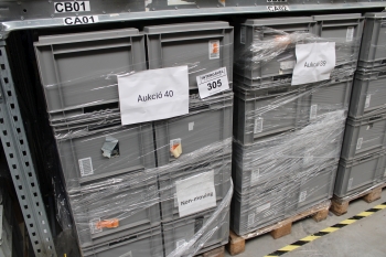 Szürke XXL műanyagláda