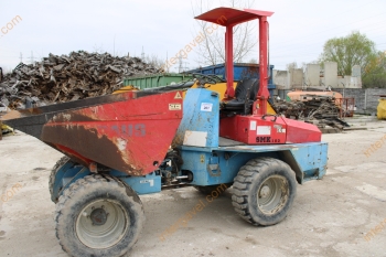 Paus dömper, évjárat: 2001