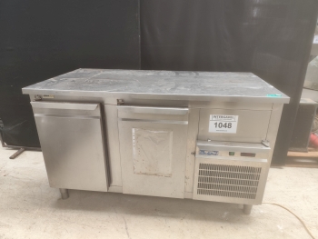 Hűtött munkaasztal