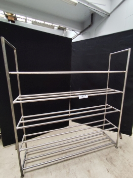 Rozsdamentes állvány