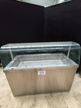 4xGN1/1 melegentartó pult üveges felépítménnyel