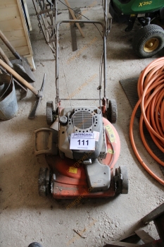 Tolókaros fűnyíró - Husqvarna