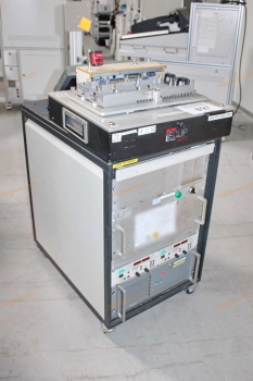 Bontott teszt szekrény