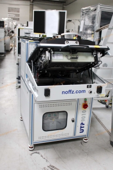 Bontott teszt szekrény