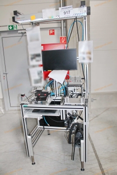 Bontott szerelő munkahely