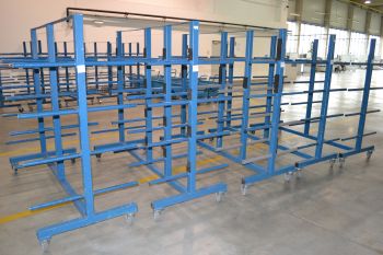 Szálanyagmozgató kocsi