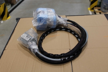 Vegyes alkatrészek - csatlakozó kábelek