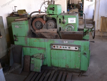 Csúcsnélküli köszörű