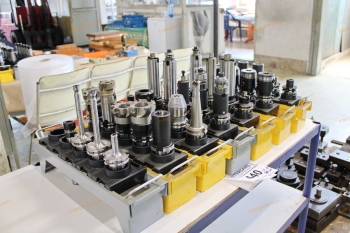 Szerszámtartók és szerszámok