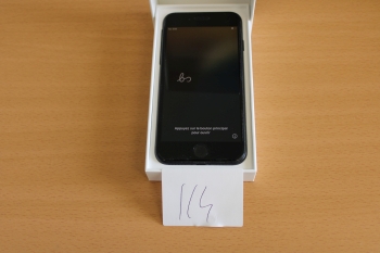 iPhone SE 128GB