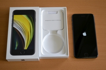 iPhone SE 2020 128GB