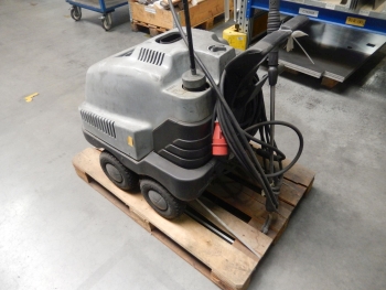 Magasnyomású gőzmosó 