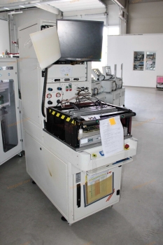 Bontott teszt szekrény