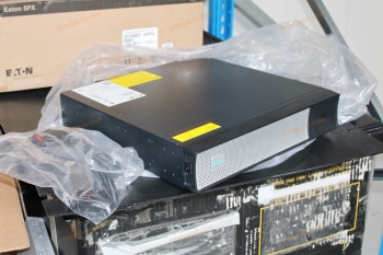 Szünetmentes tápegység