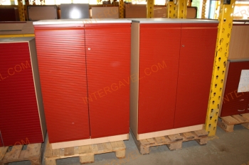 Banki irodabútorok aukciója