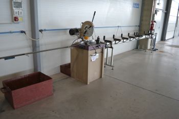 Precíziós körfűrész behordóval