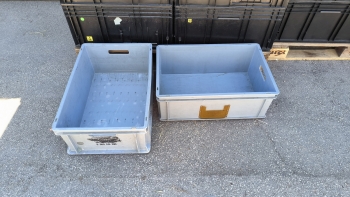 Láda (szürke-fogantyúval)