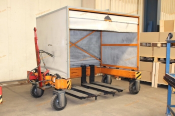 Emelőberendezések, stancoló, logisztikai eszközök aukciója