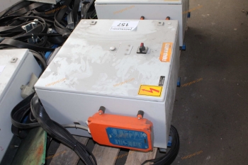 Bontott villamos szekrény