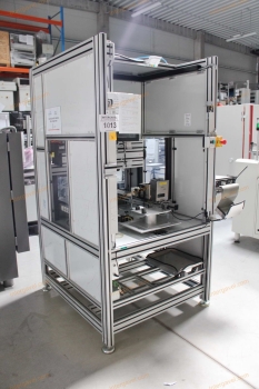 Bontott szerelő célgép