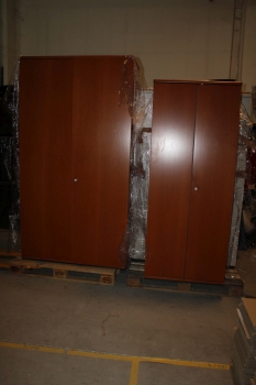 Cseresznye szekrény