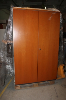 Vegyes szekrények (cseresznye/drapp)