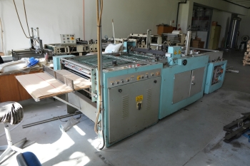 Konfekcionáló gép