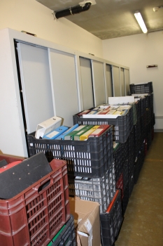 Lemezszekrény (tolóajtós)